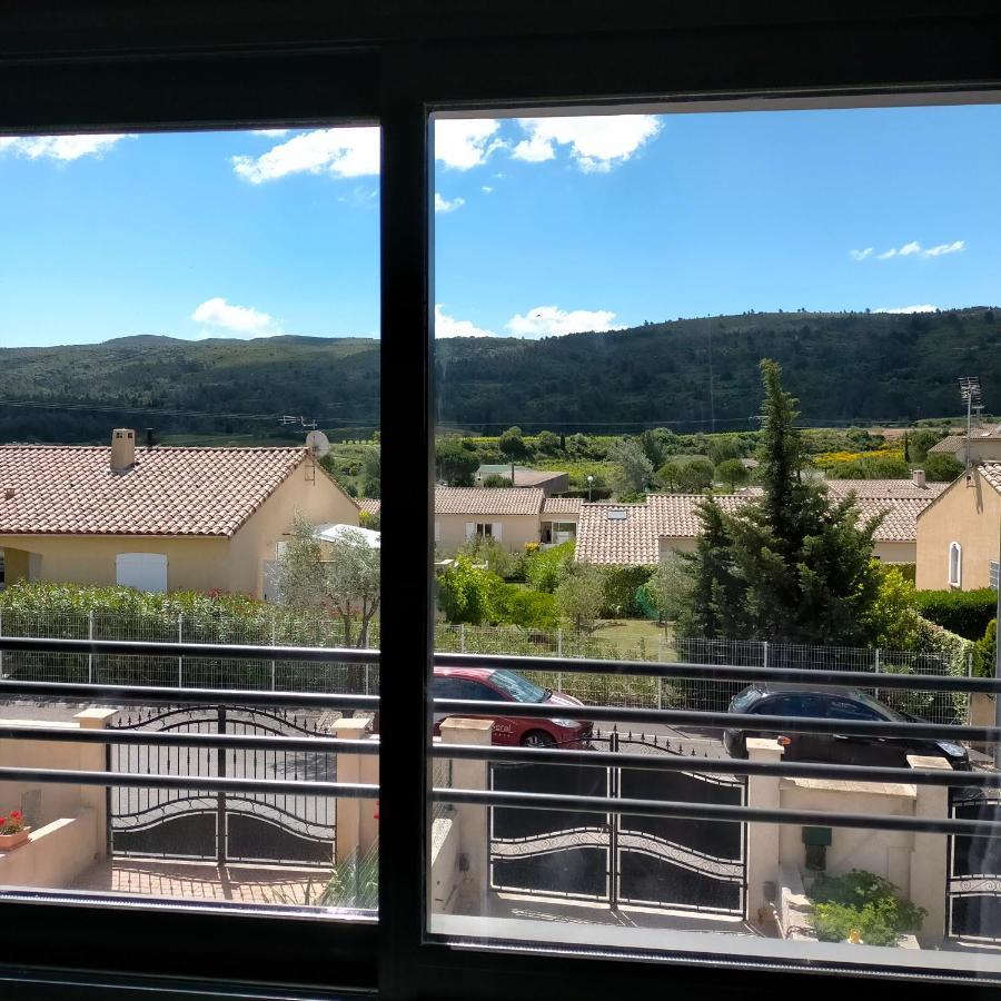 Holiday home Alaric Lodge: Champetre Avec Parking Prive. Comigne