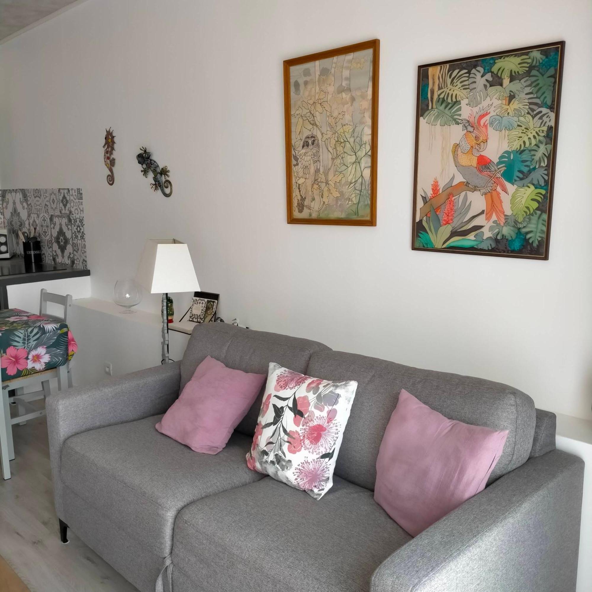 Alaric Lodge: Champetre Avec Parking Prive. * Comigne